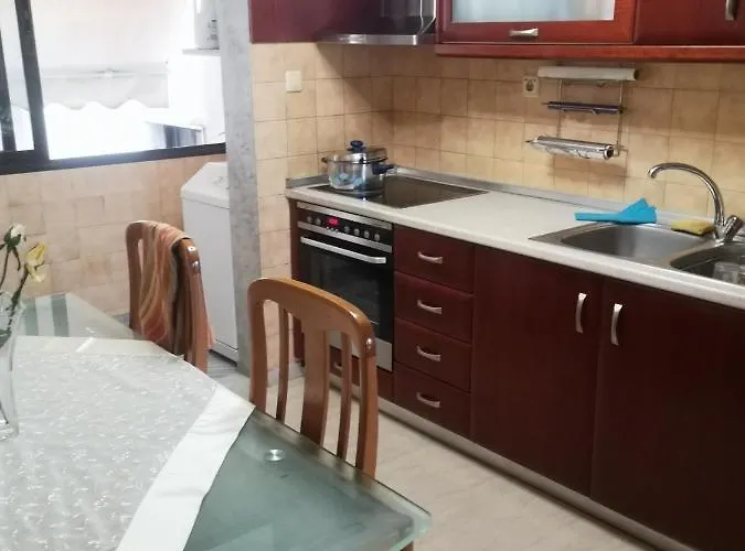 Comfortable In Kato Toumpa شقة *